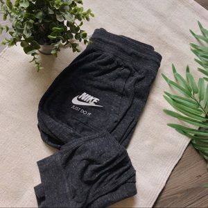 Capri Cotton Nike Pants
